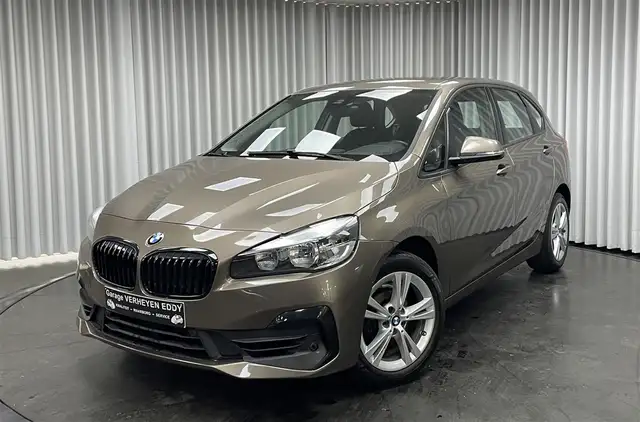 BMW 216 216i Active Tourer / Navi / PDC / Bluetooth ...