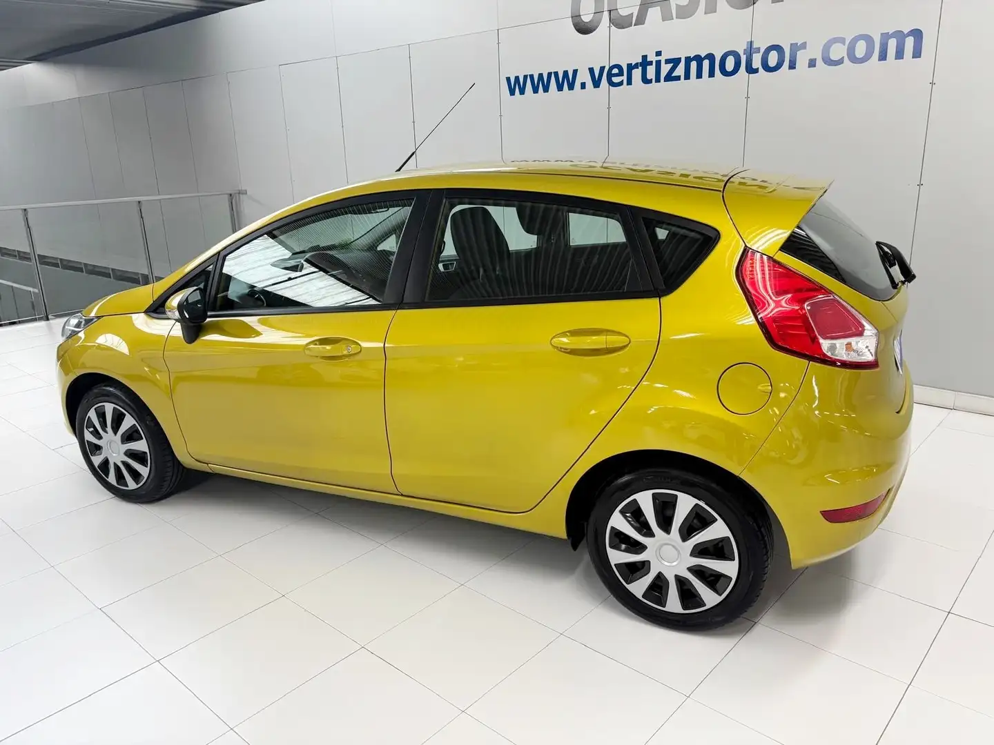 Ford Fiesta 1.25 Duratec 82cv Trend 5p Jaune - 2