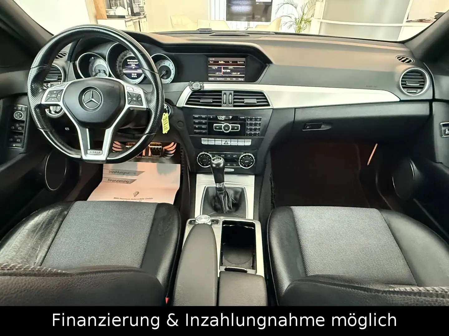 Mercedes-Benz C 180 CGI BlueEfficiency Zwart - 2
