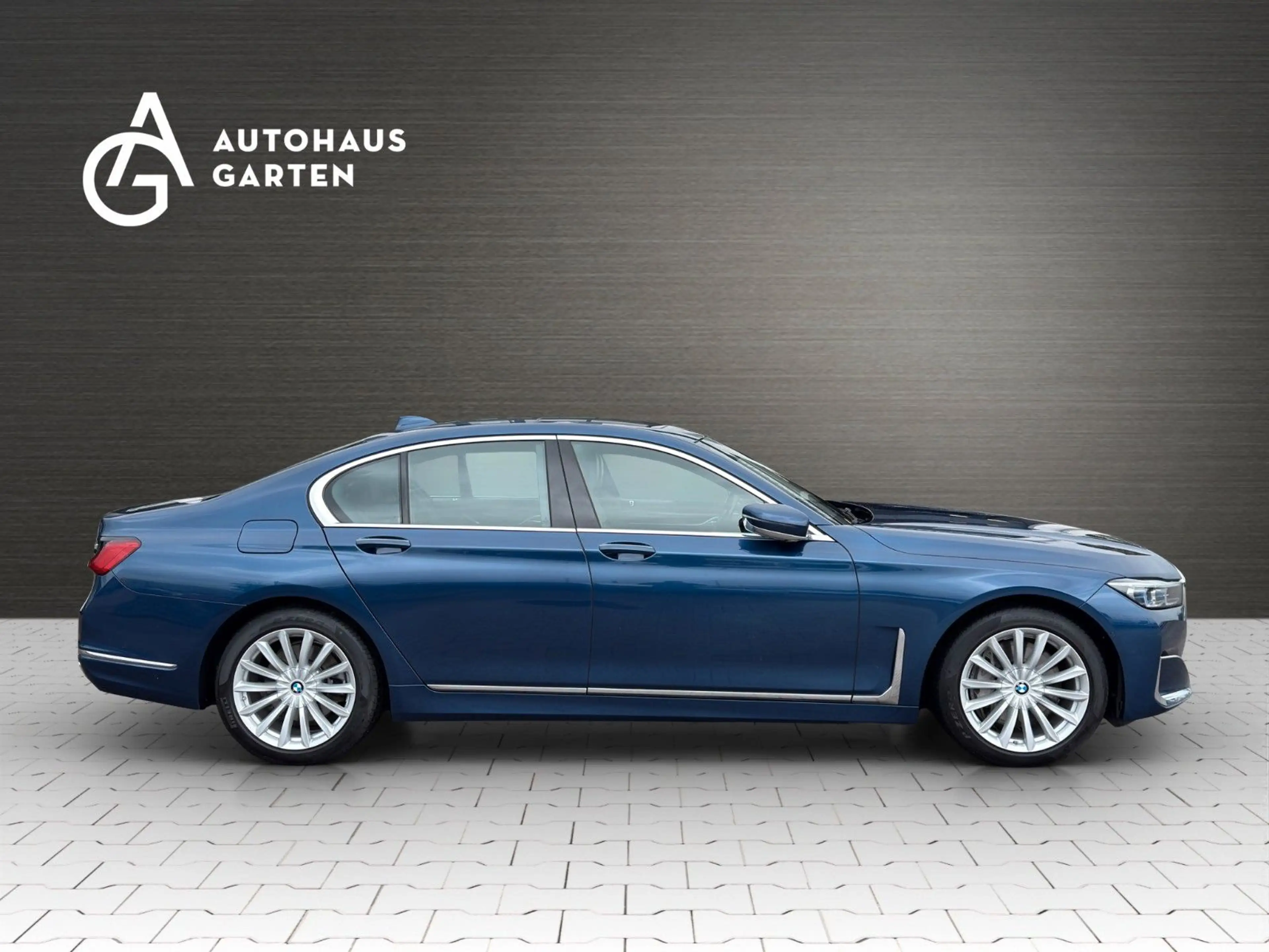 BMW 740 d xDrive VOLL VOLL Standheizung Head-UP 360° — photo 8