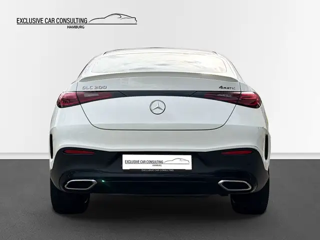 Mercedes-Benz GLC view 5