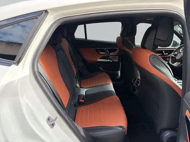 Mercedes-Benz GLC view 11