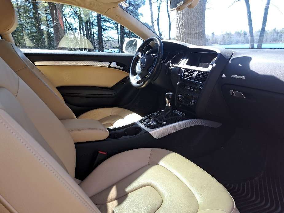 2013 Audi A5 Premium with upgrades: Multimedia Interface, Navigation, heated leather power seats thumb 7