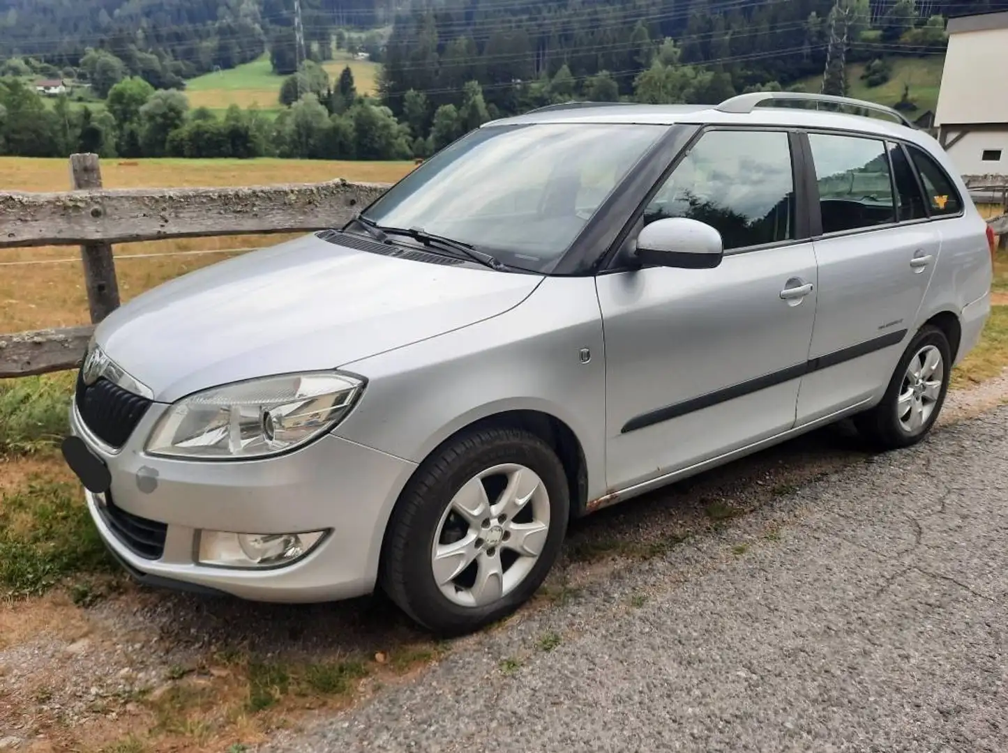 Skoda Fabia Fabia Combi Classic 1,6 TDI CR DPF Classic Silber - 2