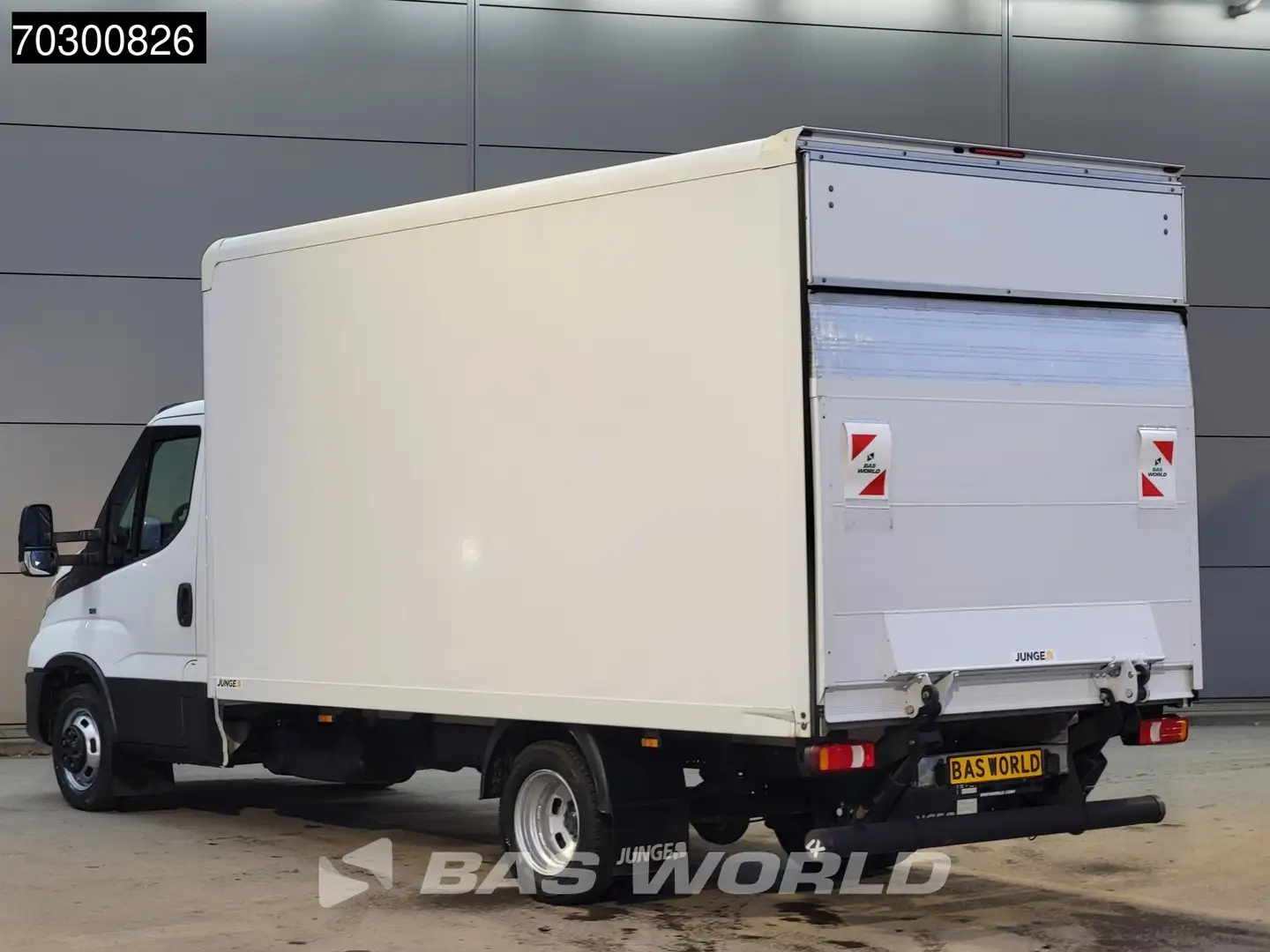 Iveco Daily 35C16 Laadklep Dubbellucht Bakwagen 160PK 3,5t Tre Wit - 2