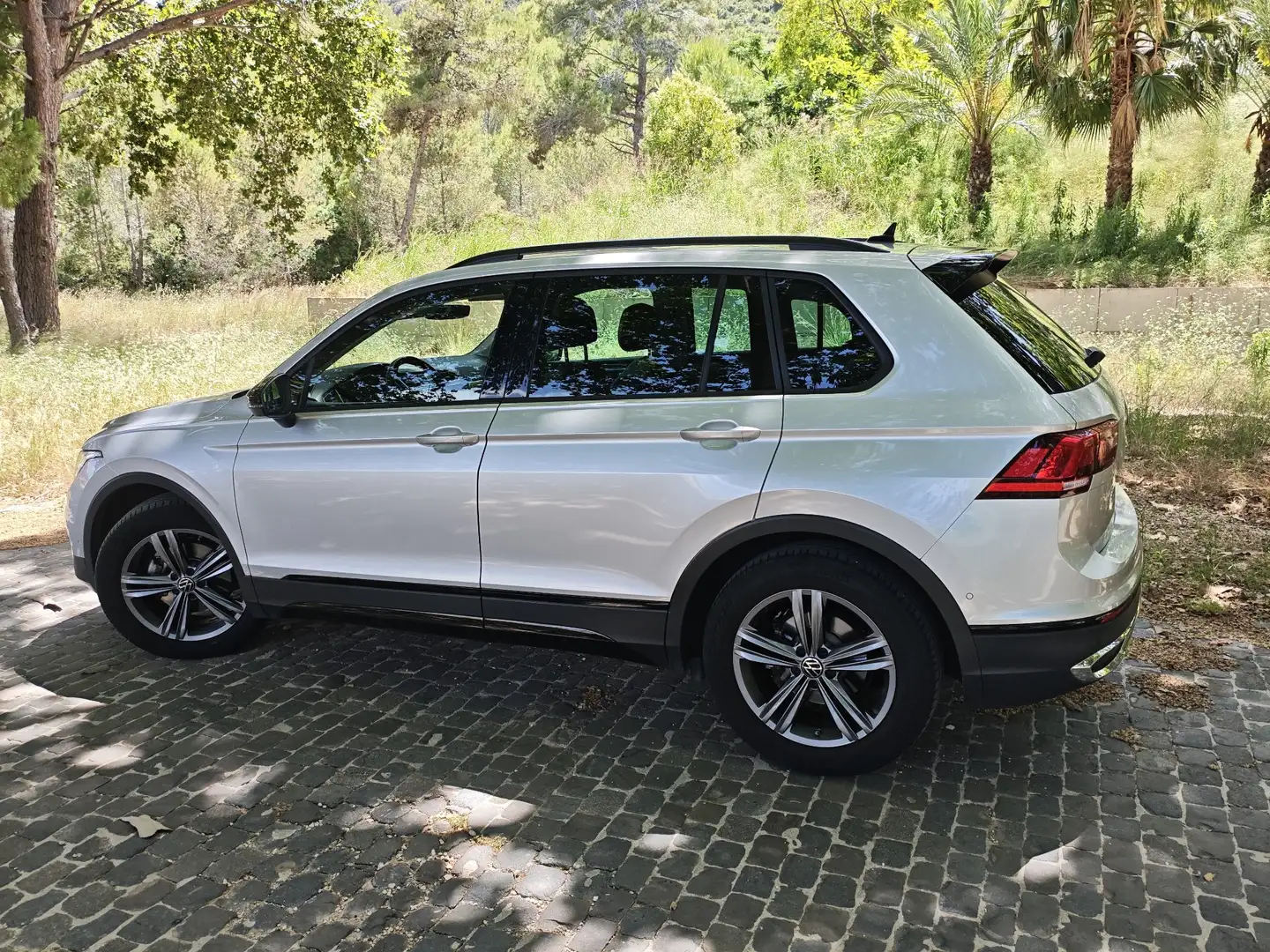 Volkswagen Tiguan 2.0TDI Urban Sport 110kW - 2