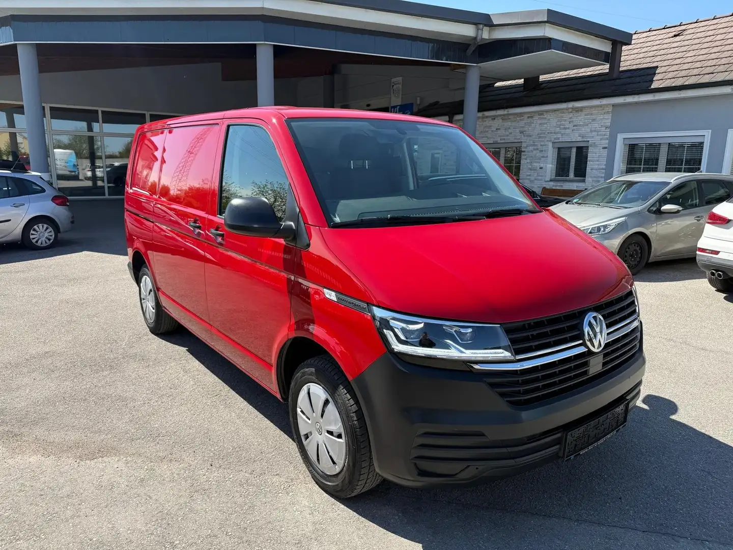 Volkswagen T6.1 Transporter EcoProfi FWD/LED/AHK/PDC Rot - 2
