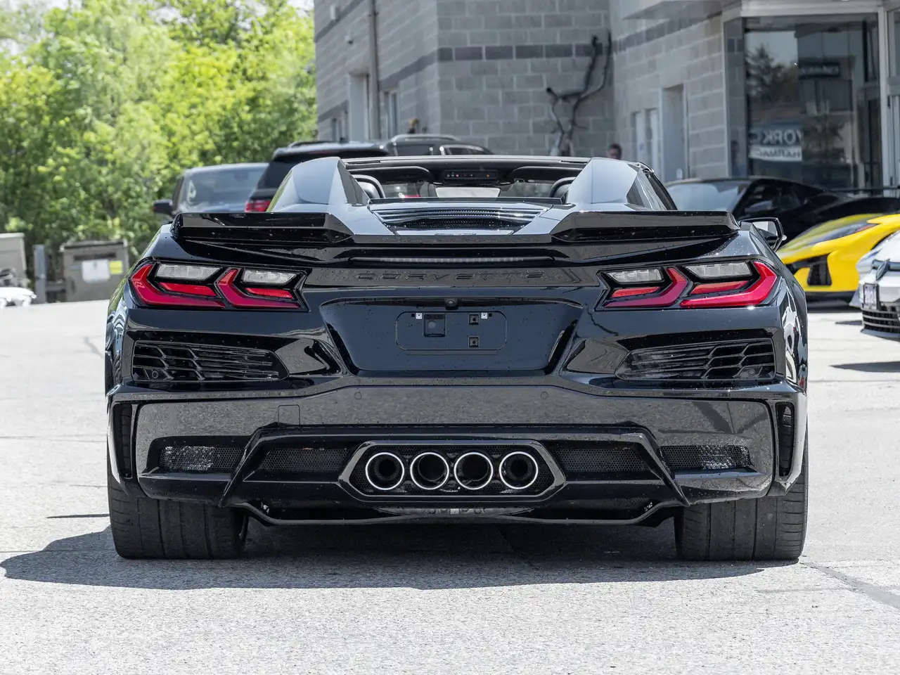 Chevrolet Corvette снимка Chevrolet Corvette