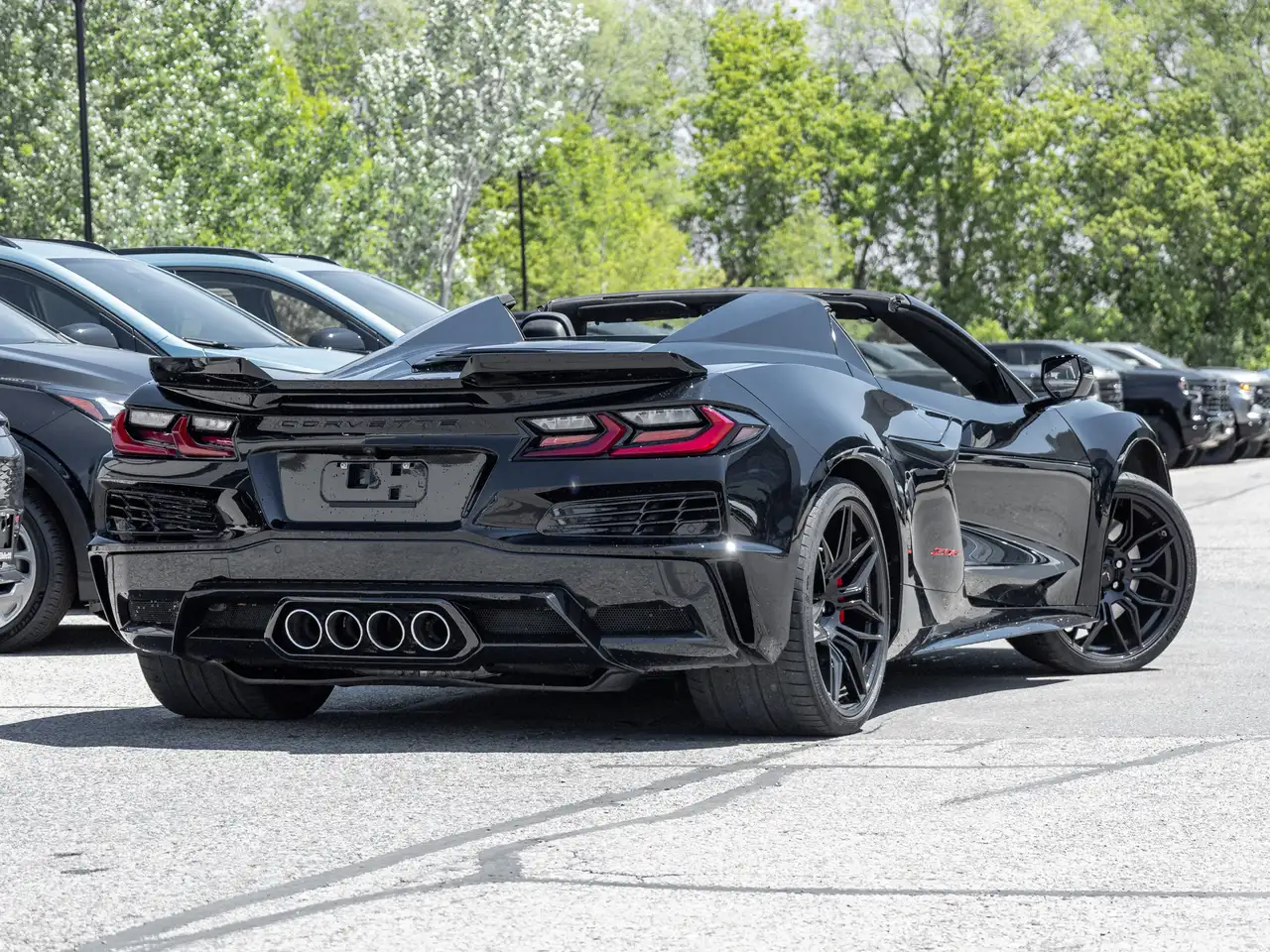 Chevrolet Corvette снимка Chevrolet Corvette