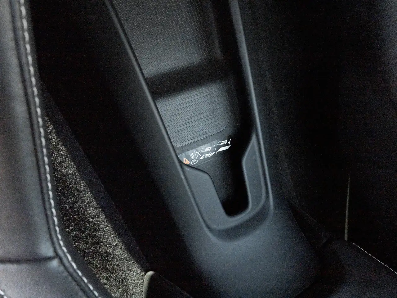 Chevrolet Corvette снимка Chevrolet Corvette