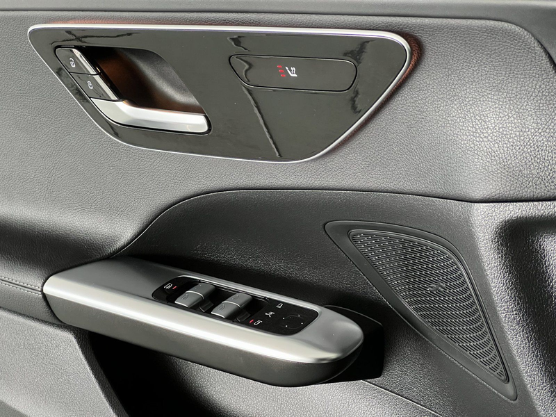 Mercedes-Benz C 220 T d AMG Night+Panorama+AHK+AssistenzPaket — photo 14
