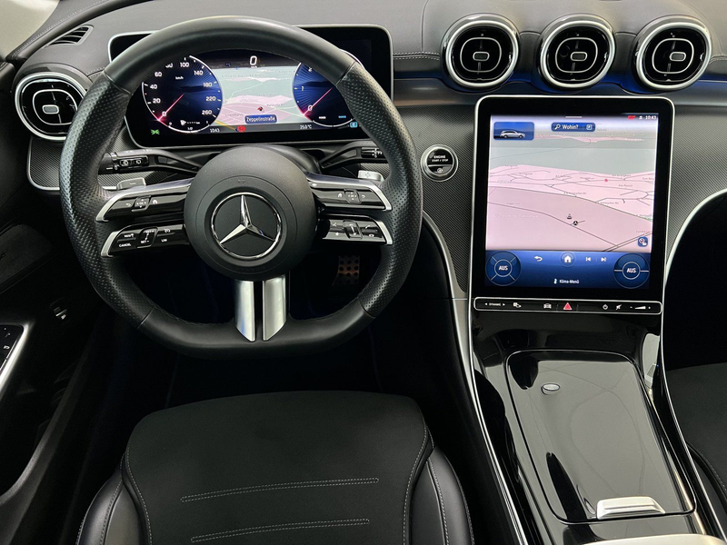 Mercedes-Benz C 220 T d AMG Night+Panorama+AHK+AssistenzPaket — photo 4