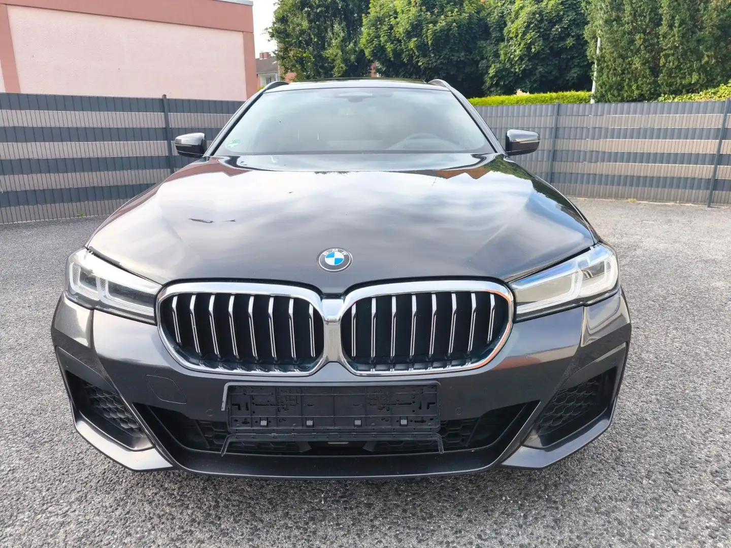 BMW 540 d xDrive M Sport Pano-HeadUp-Laser-H&K Gris - 2
