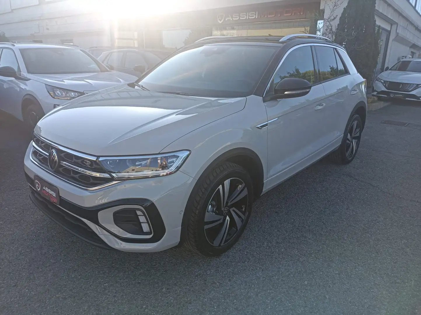 Volkswagen T-Roc T-Roc 2022 1.0 tsi R-Line Plus 115cv Beige - 1