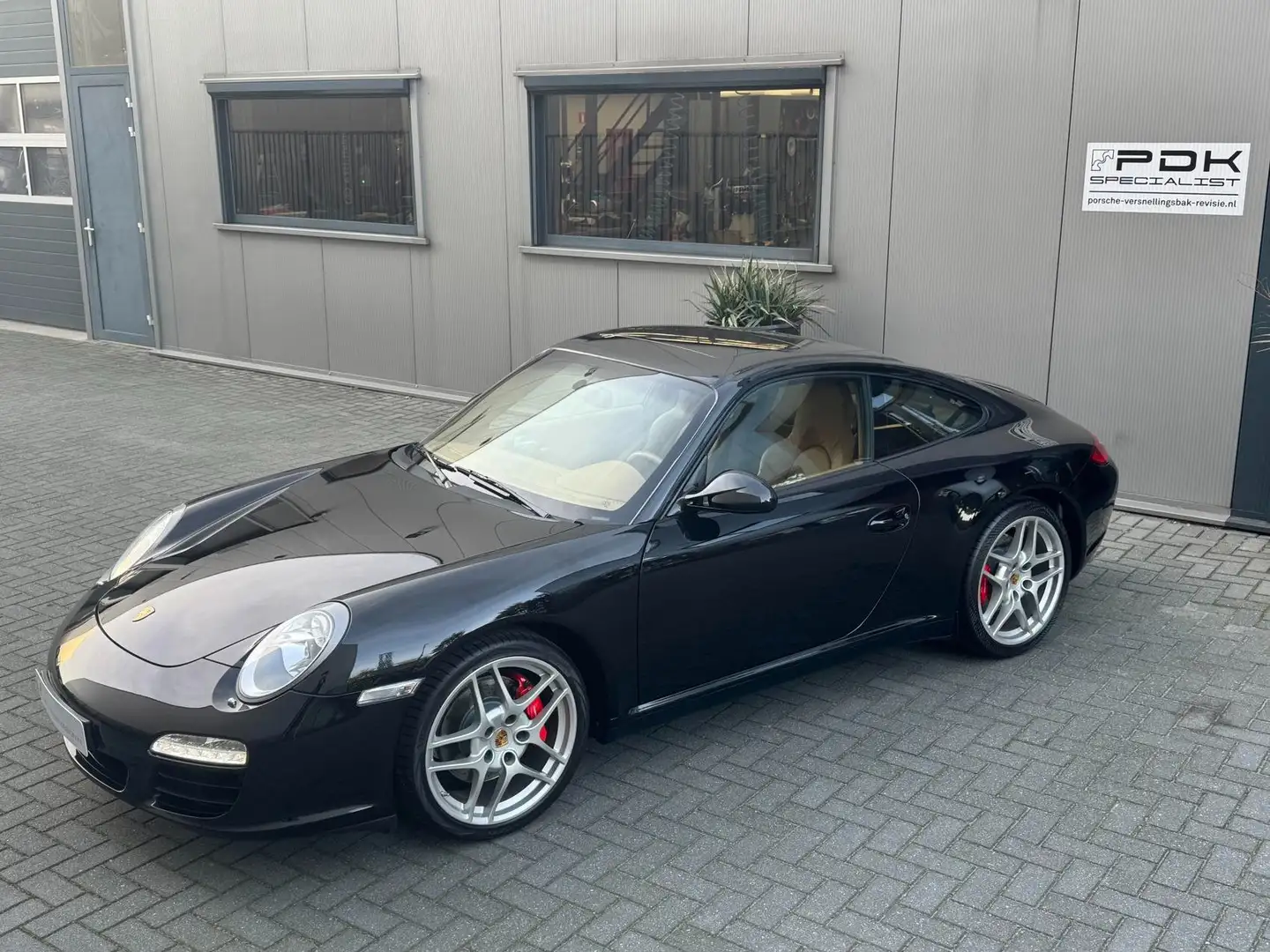 Porsche 997 997.2 Carrera PDK Zwart - 2