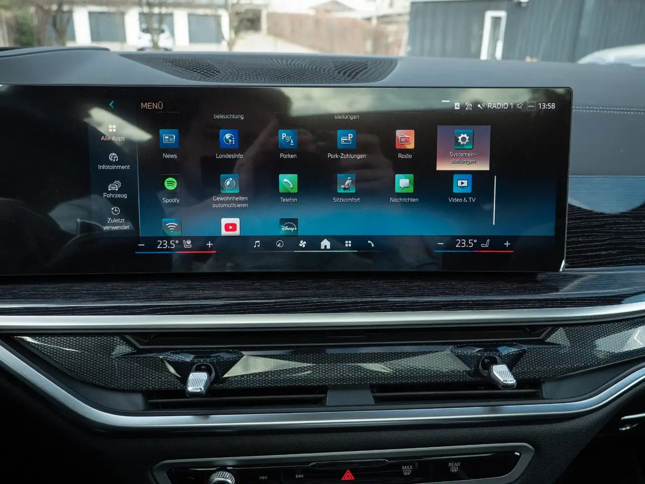 BMW X7 40d M 2026.LUFTFE.SOFTC.PANO.360°.AHK.5/100 16