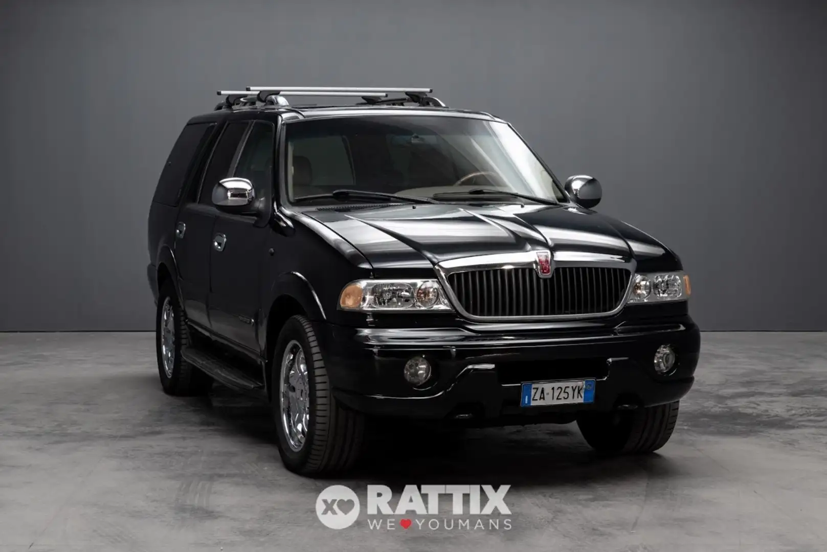 Lincoln Navigator 5.4 V8 GPL 300CV 4WD 7p.ti + barre portatutto Schwarz - 1