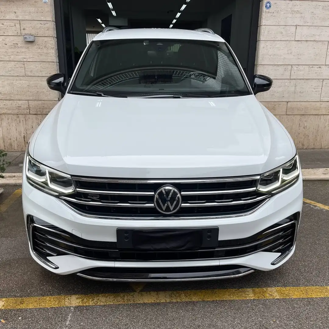 Volkswagen Tiguan Tiguan 2.0 tdi R-Line 4motion 150cv dsg Blanc - 1