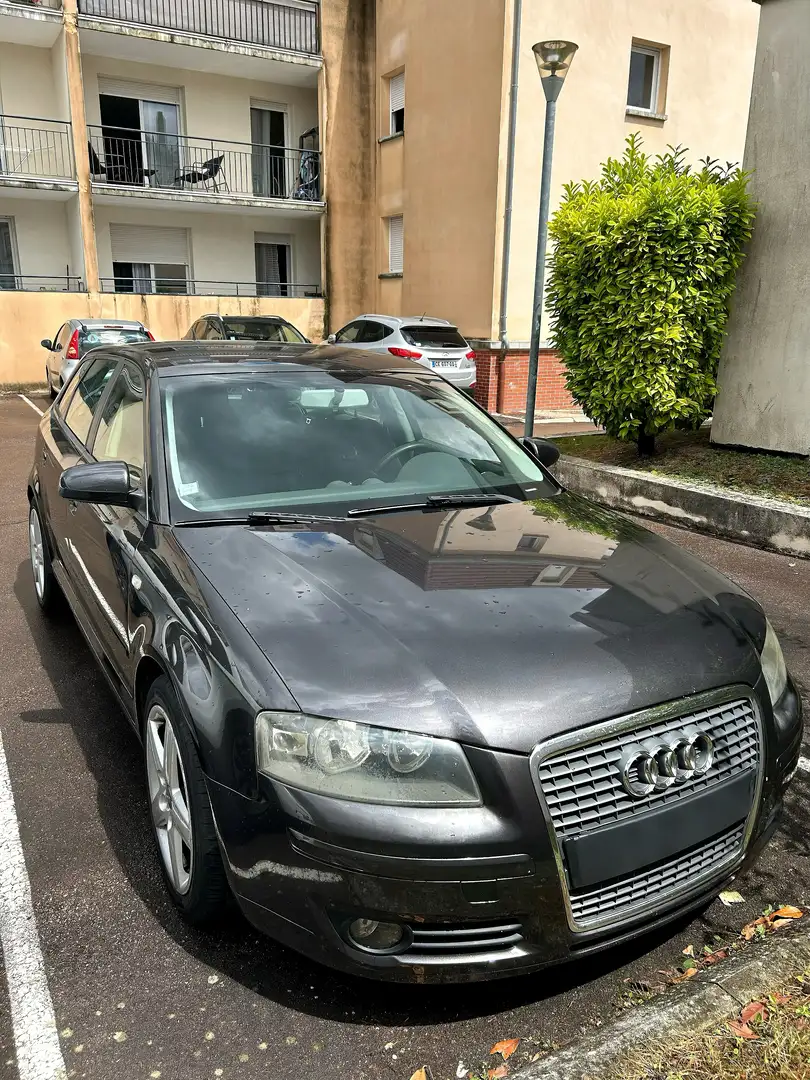 Audi A3 SportBack 1.9 TDI Ambiente - 1