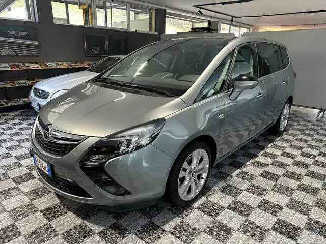 Opel Zafira Tourer Zafira III Tourer 2.0 cdti Cosmo 130cv