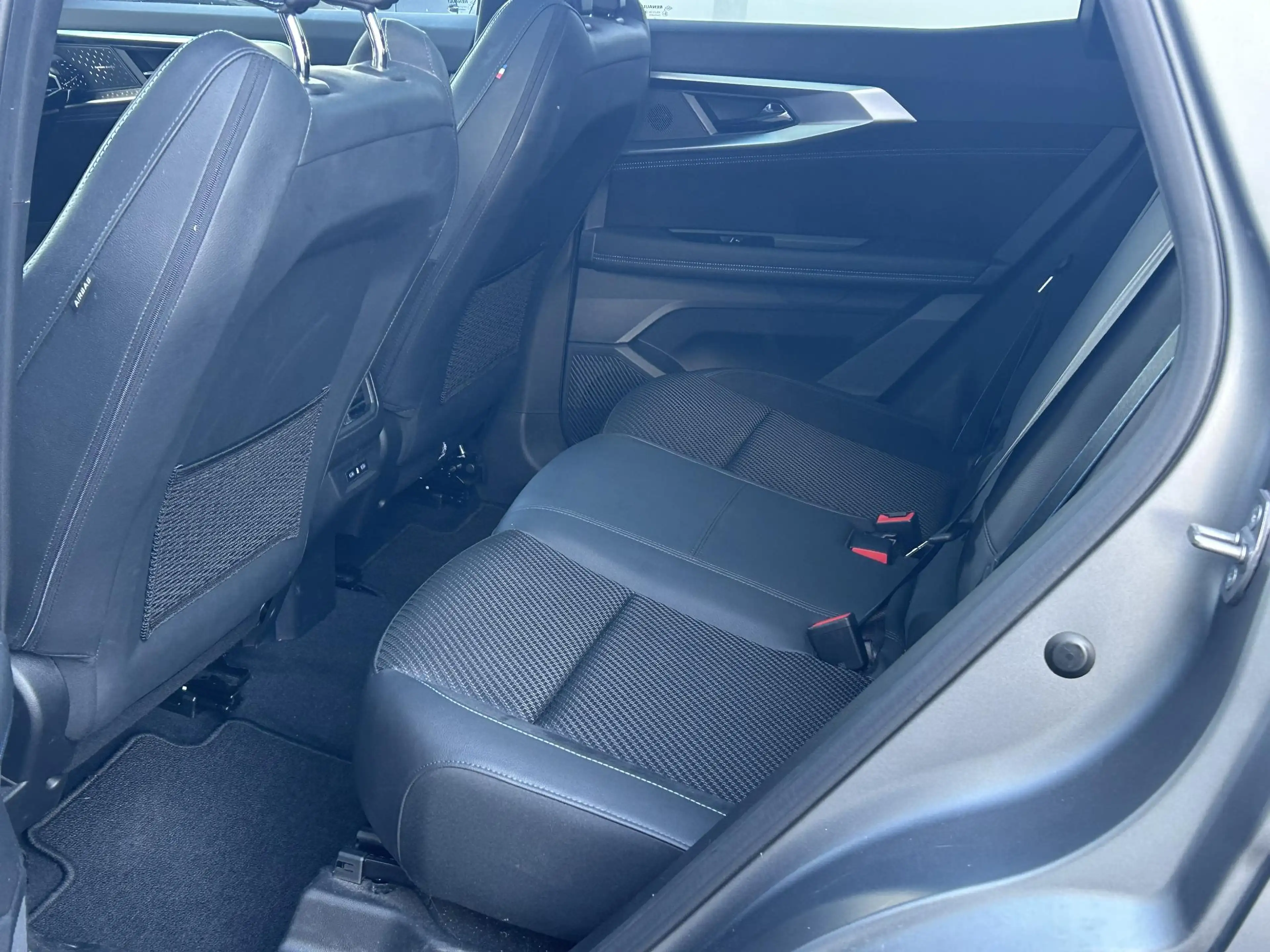 Renault Austral 1.2 E-Tech full hybrid 200 iconic esprit Alpine | — photo 8