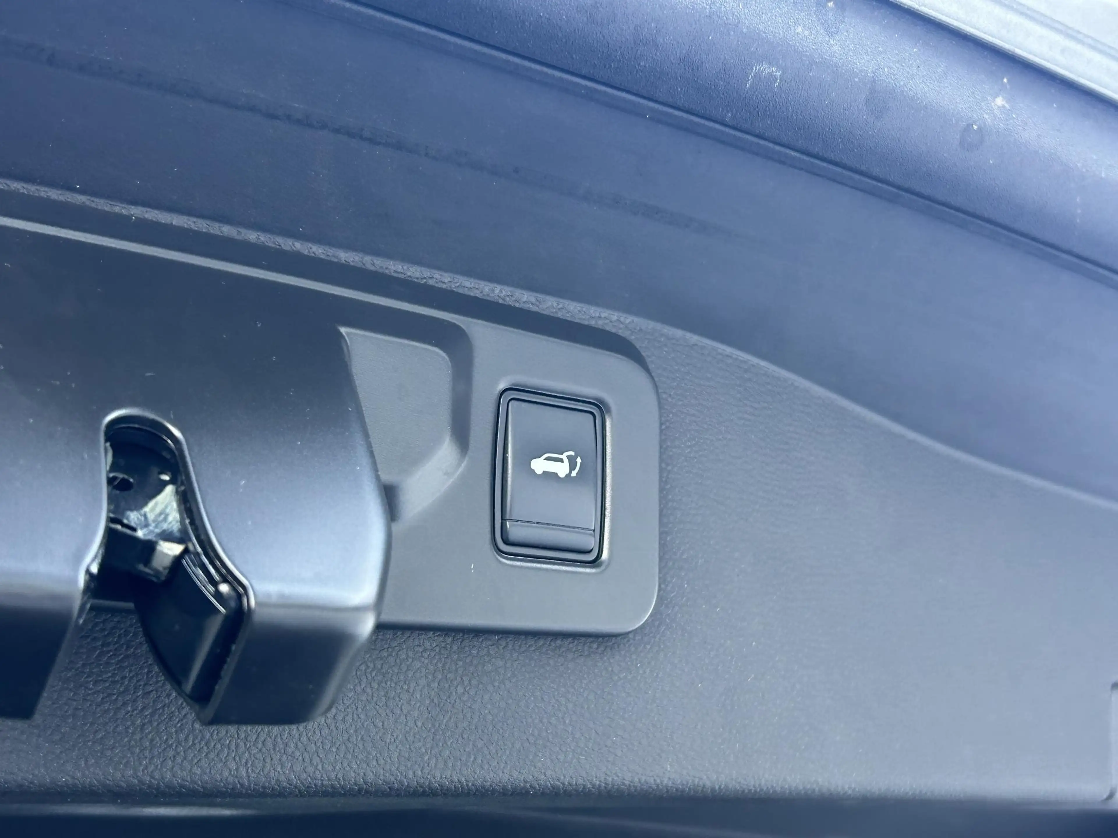 Renault Austral 1.2 E-Tech full hybrid 200 iconic esprit Alpine | — photo 27