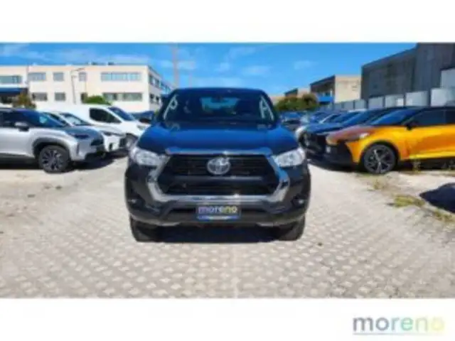Toyota Hilux 2.4 d-4d double cab Lounge 4wd Auto
