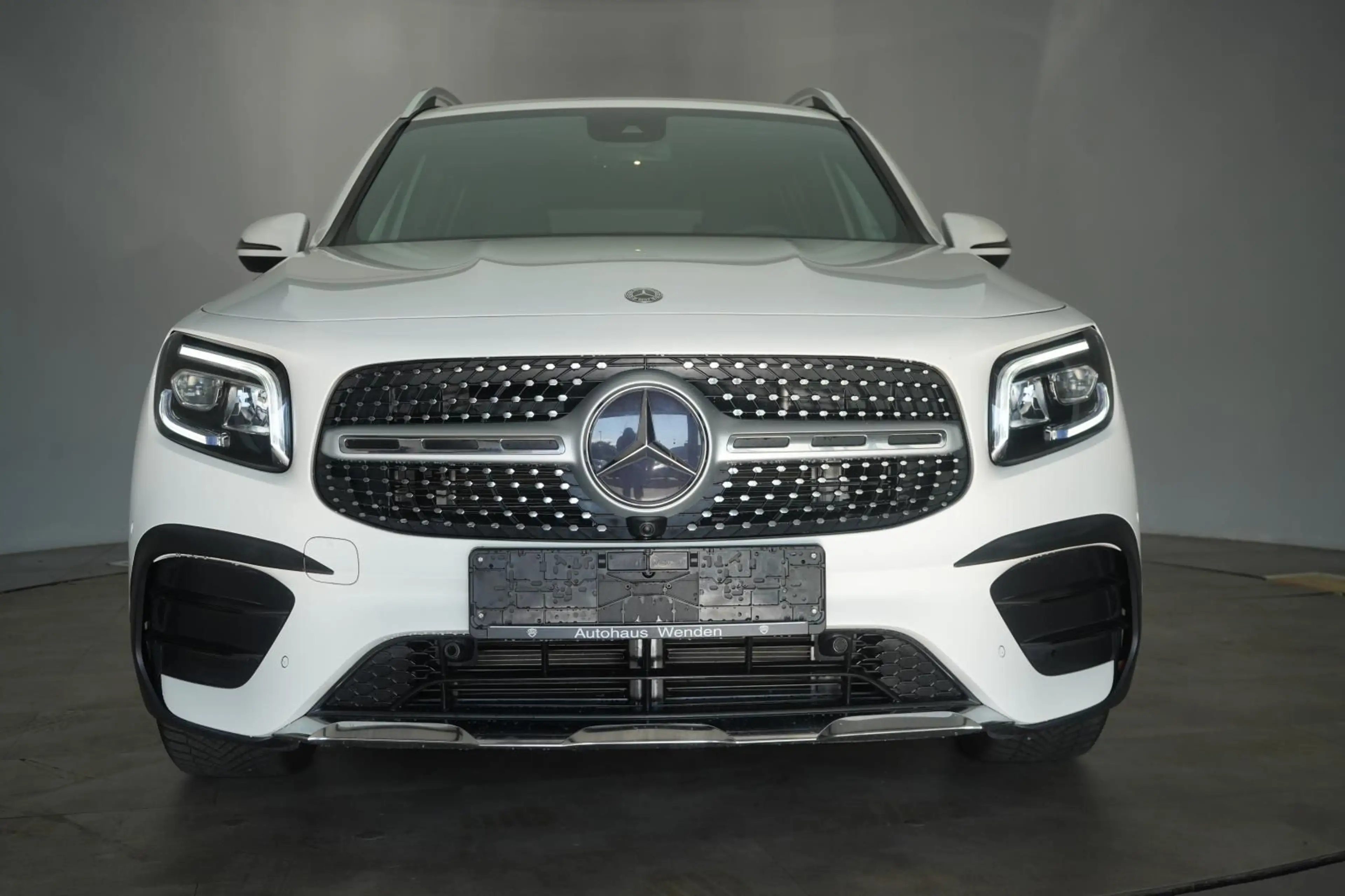 Mercedes-Benz GLB 220 d 4Matic 8G-DCT AMG Kamera/AHK/Lane/ — photo 2