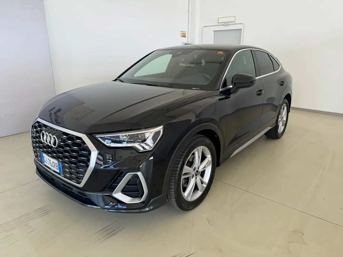 Audi Q3 Q3 SB 35 2.0 tdi S line edition 4X4 s-tronic Nero - 1