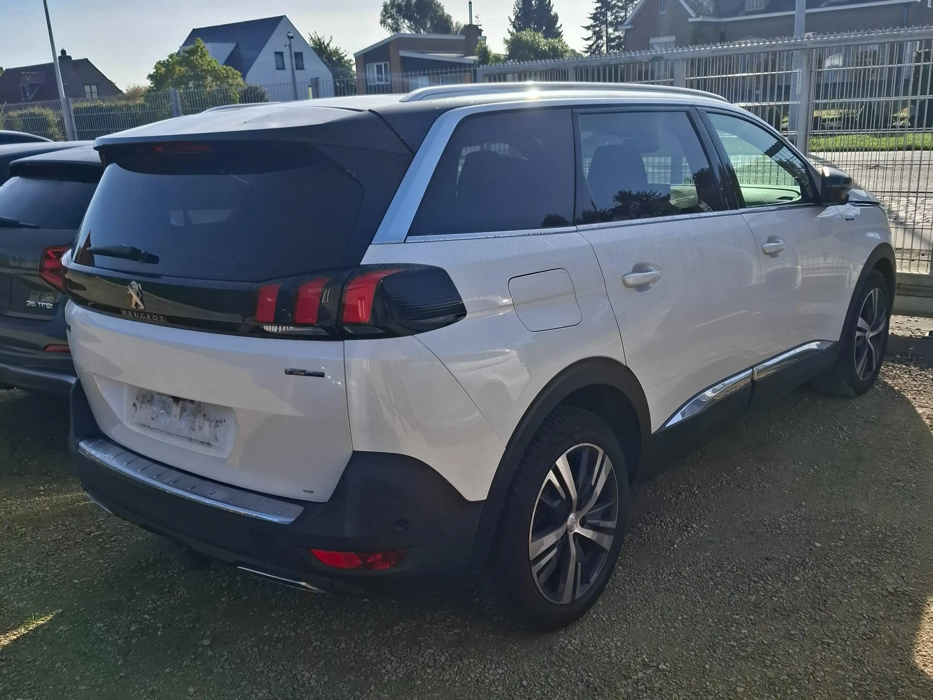 Peugeot 5008 5008 1.5 BlueHDi GT Line (EU6.2) — photo 4