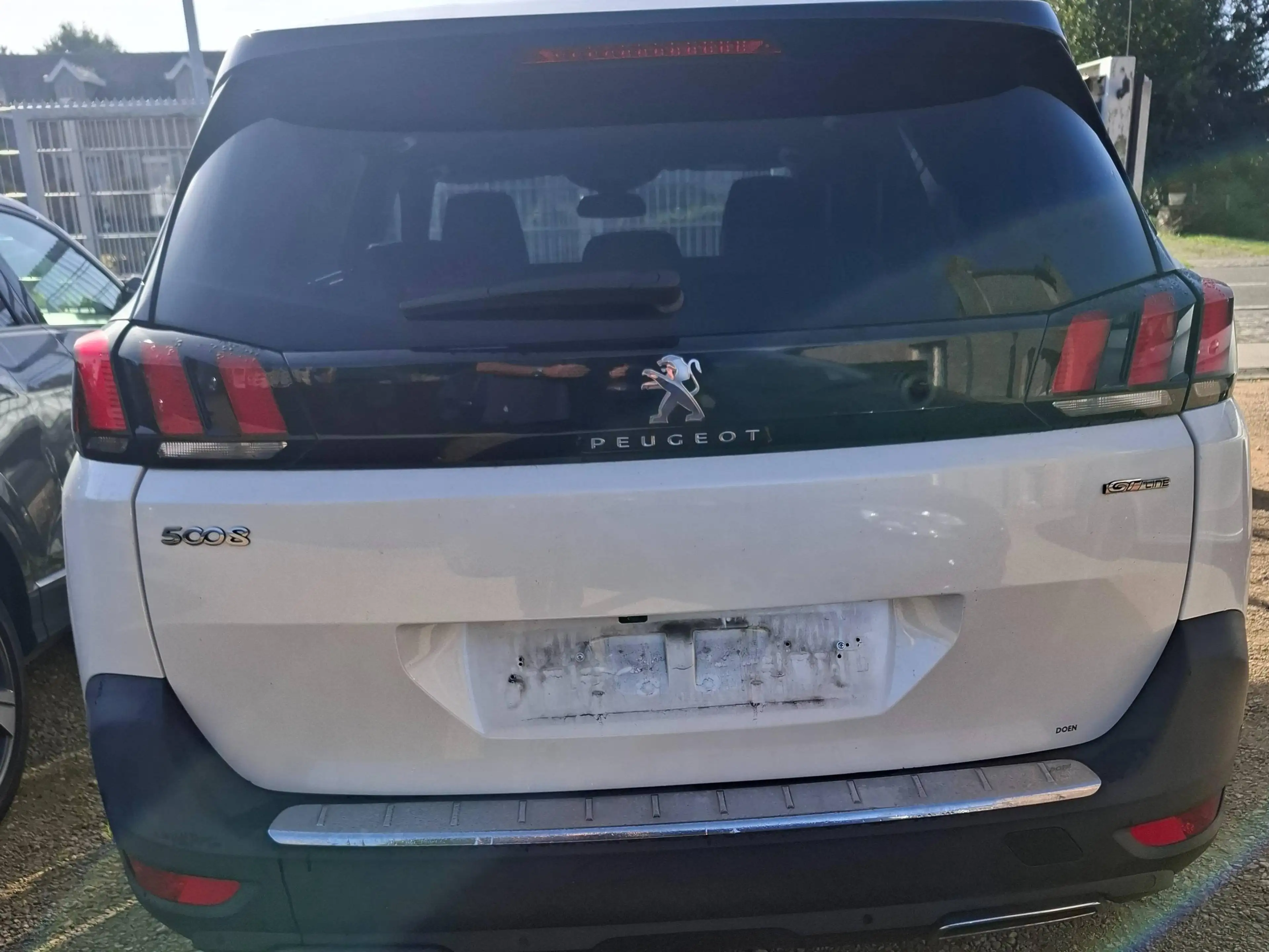 Peugeot 5008 5008 1.5 BlueHDi GT Line (EU6.2) — photo 9