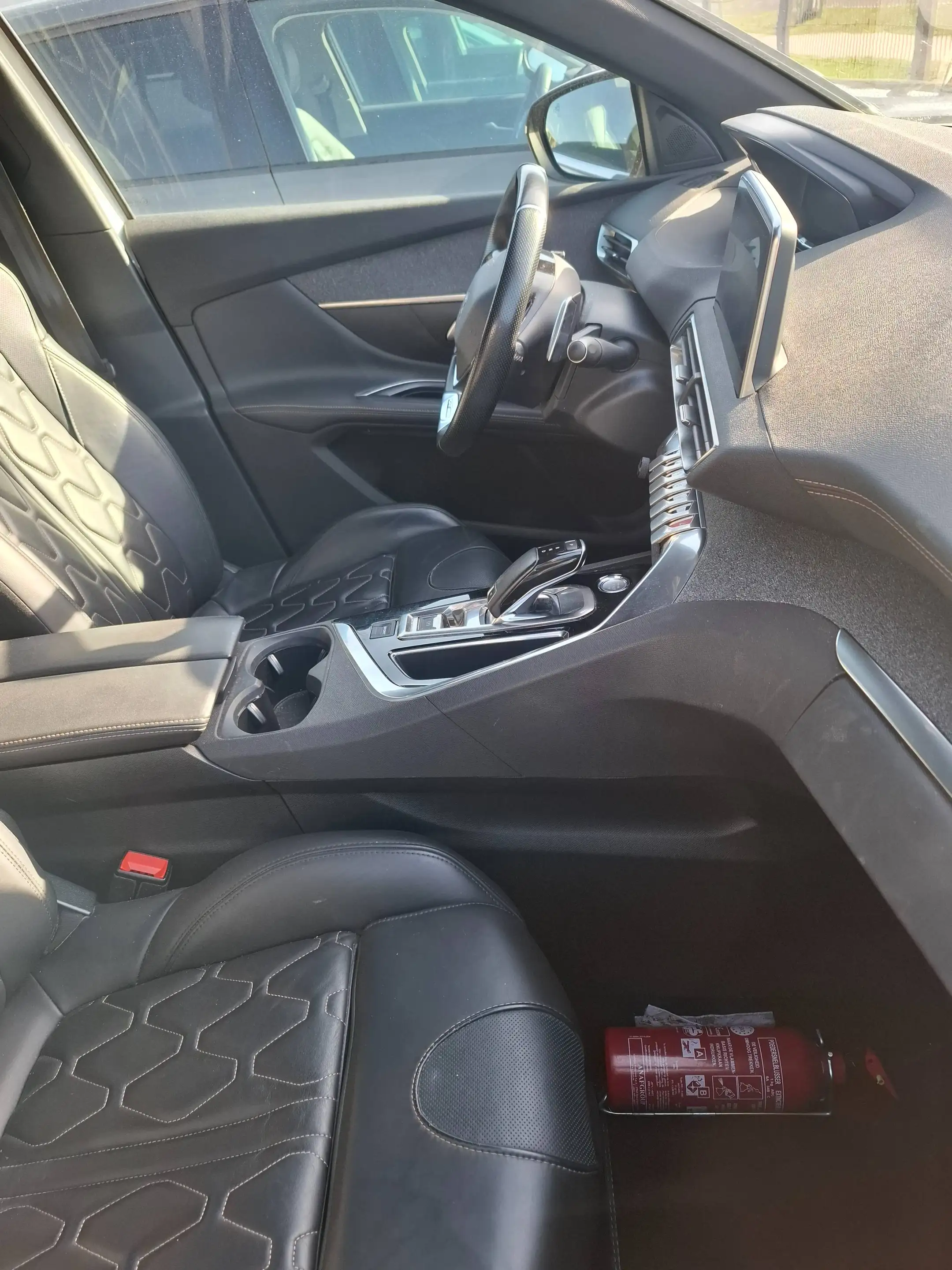Peugeot 5008 5008 1.5 BlueHDi GT Line (EU6.2) — photo 6