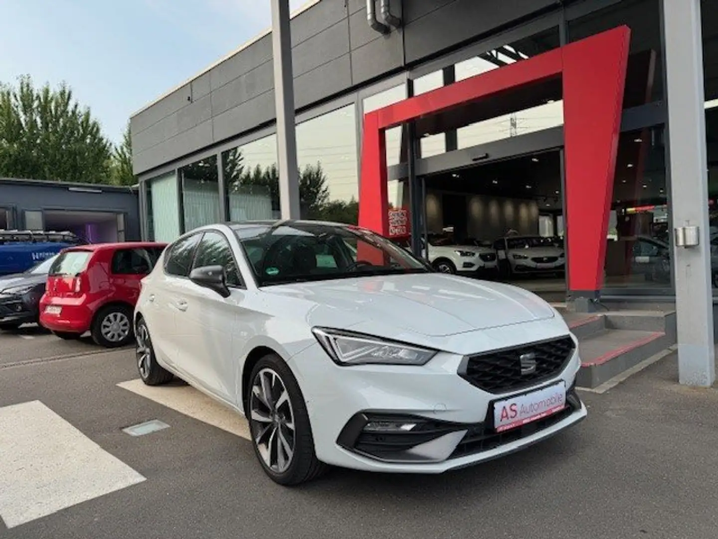 SEAT Leon FR - Ihr SEAT Vertragshändler Blanco - 1