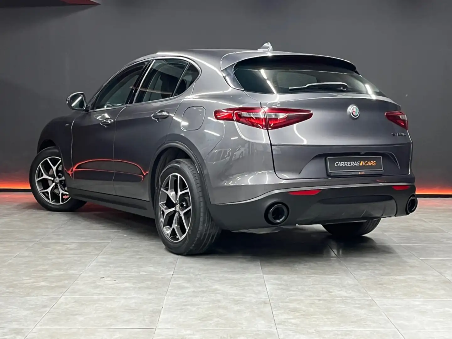 Alfa Romeo Stelvio 2.2 Sprint RWD 190 Aut. Gris - 2