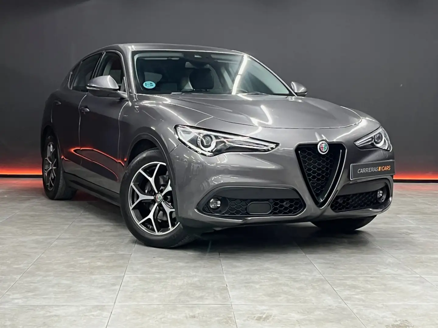 Alfa Romeo Stelvio 2.2 Sprint RWD 190 Aut. Gris - 1