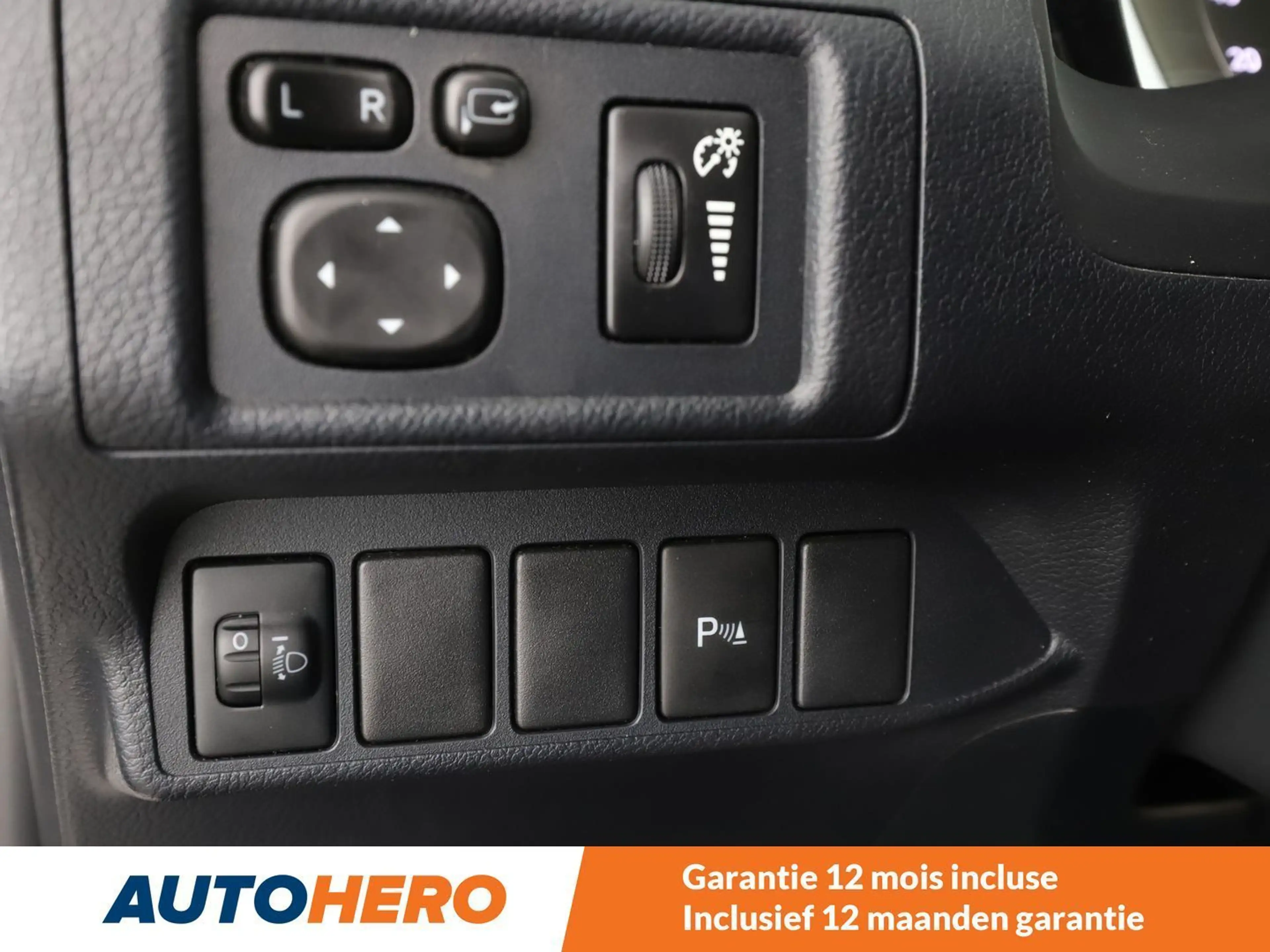 Lexus CT 200h CT 200h — photo 14