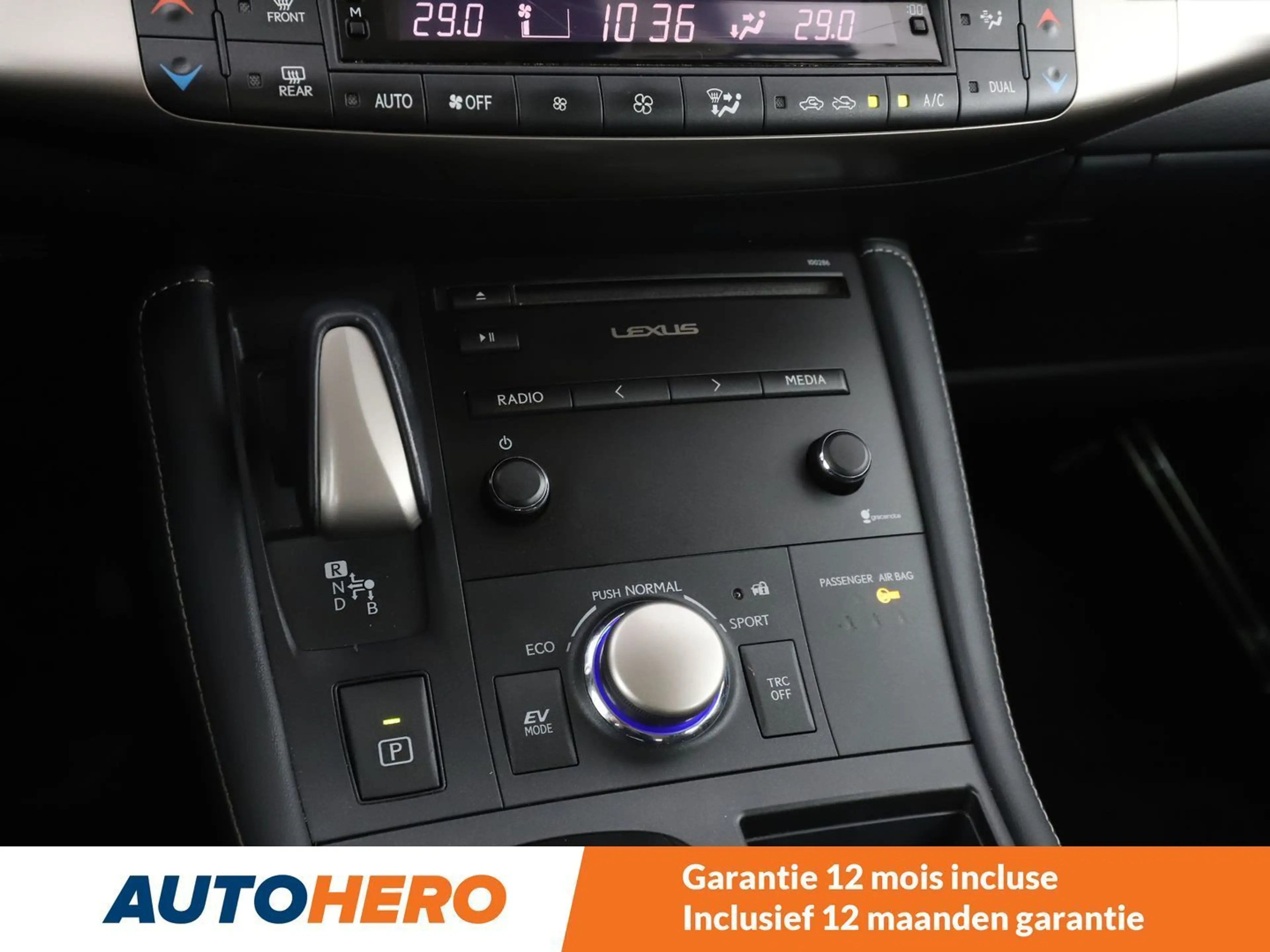 Lexus CT 200h CT 200h — photo 10