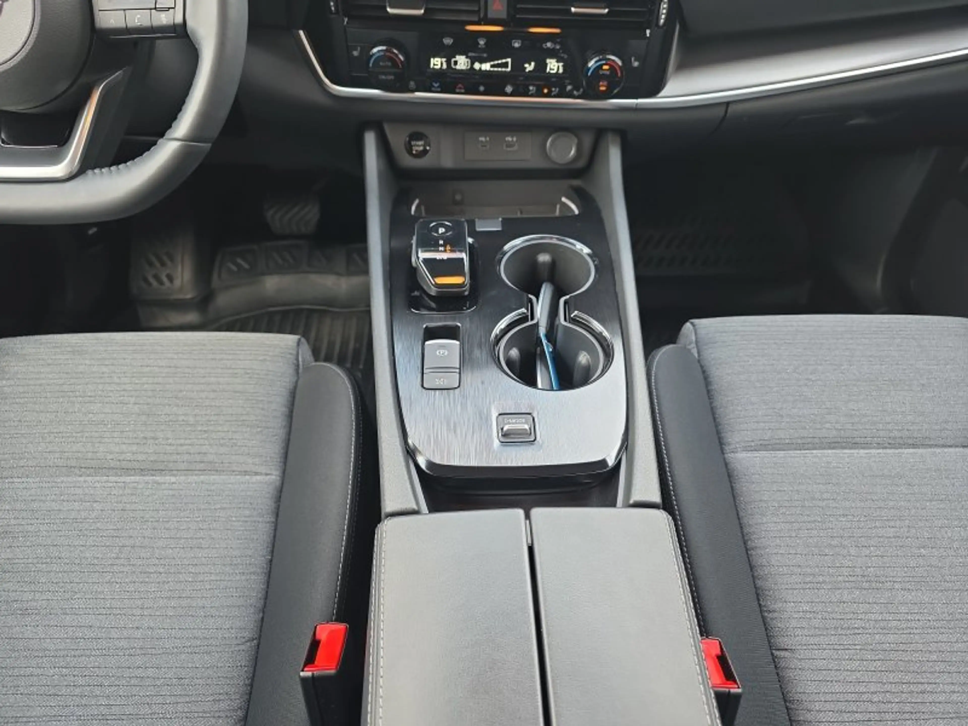 Nissan X-Trail 1.5 VC-T e-POWER 204PS ACC/Kessy/el.Klappe/Navi — photo 11