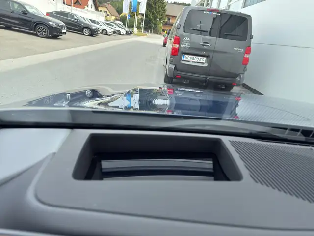 BMW 530 e xDrive Ansicht 34