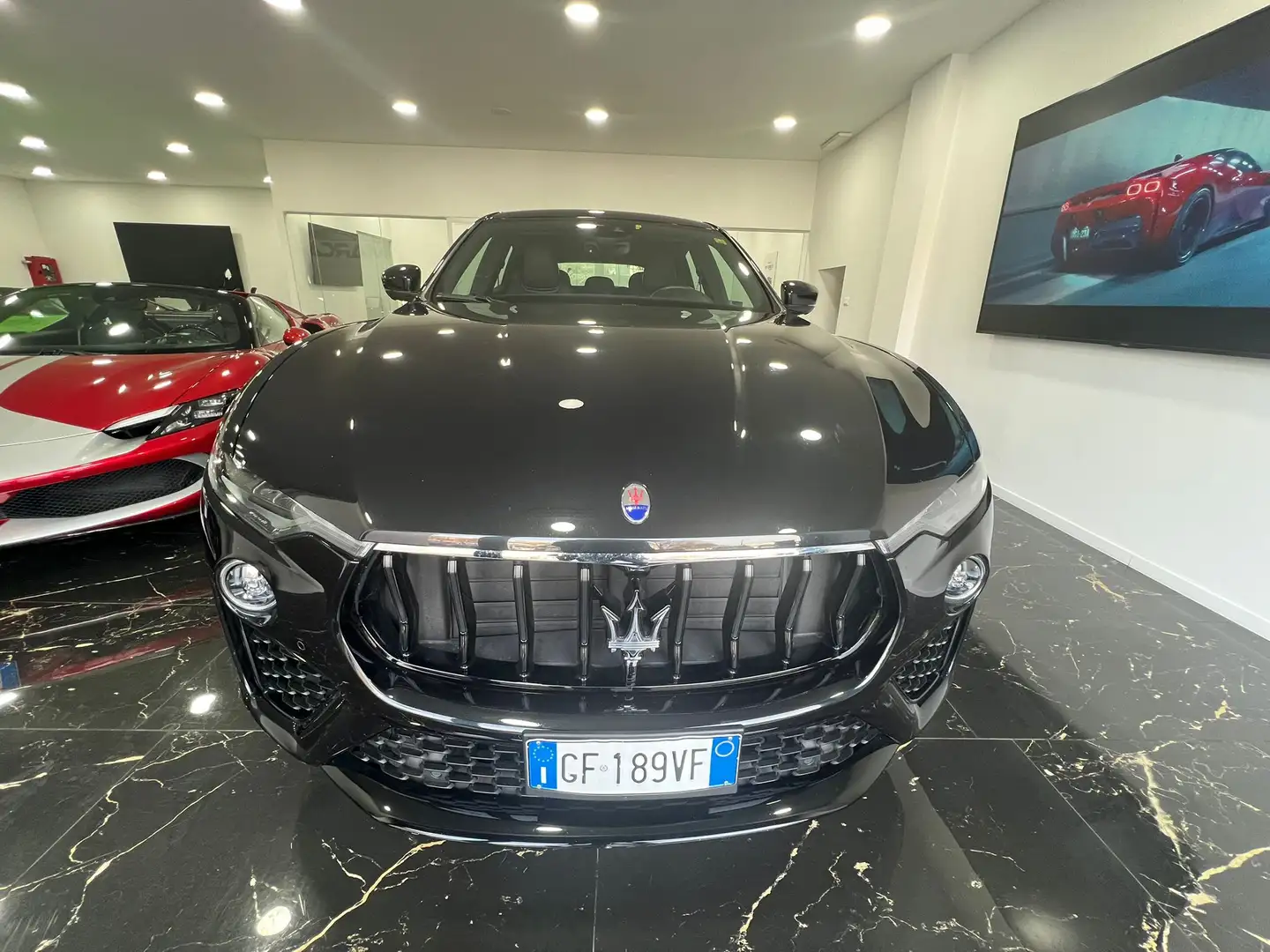 Maserati Levante Levante 2021 3.0 V6 Granlusso 350cv auto Negro - 2