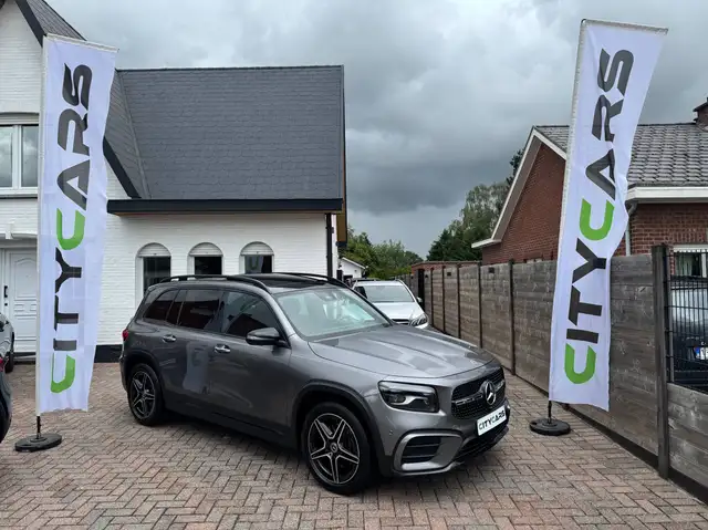 Mercedes-Benz GLB 200 d AMG LINE /// FACE-LIFT - NIGHT PACK - TOIT PANO - FULL OPTION!! - APPLE CAR PLAY - 1 PROP+CARNET MERCEDES!!