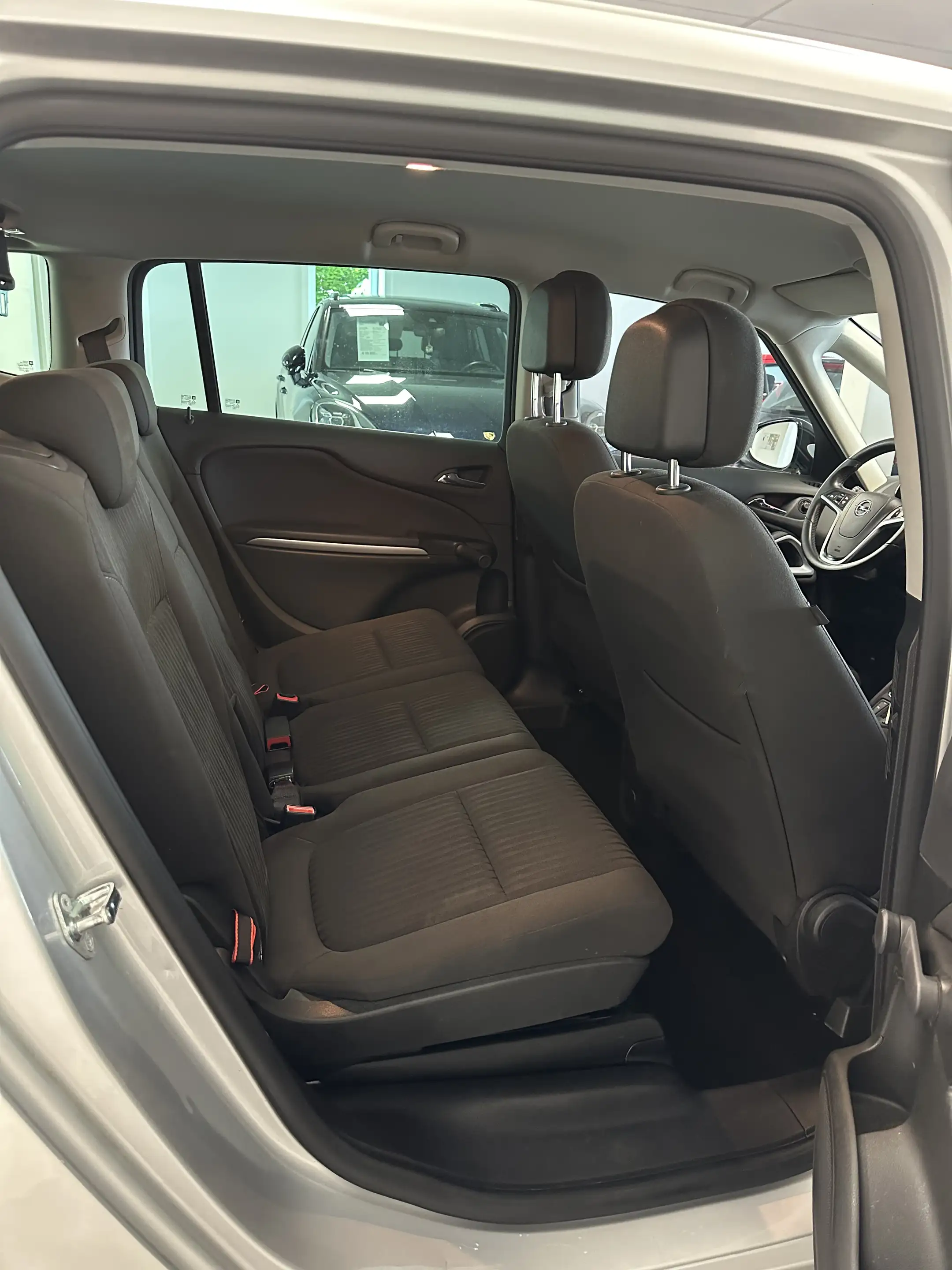 Opel Zafira Tourer 1.4 Turbo Comfort EXPORT  7 Place/ Plaats — photo 12