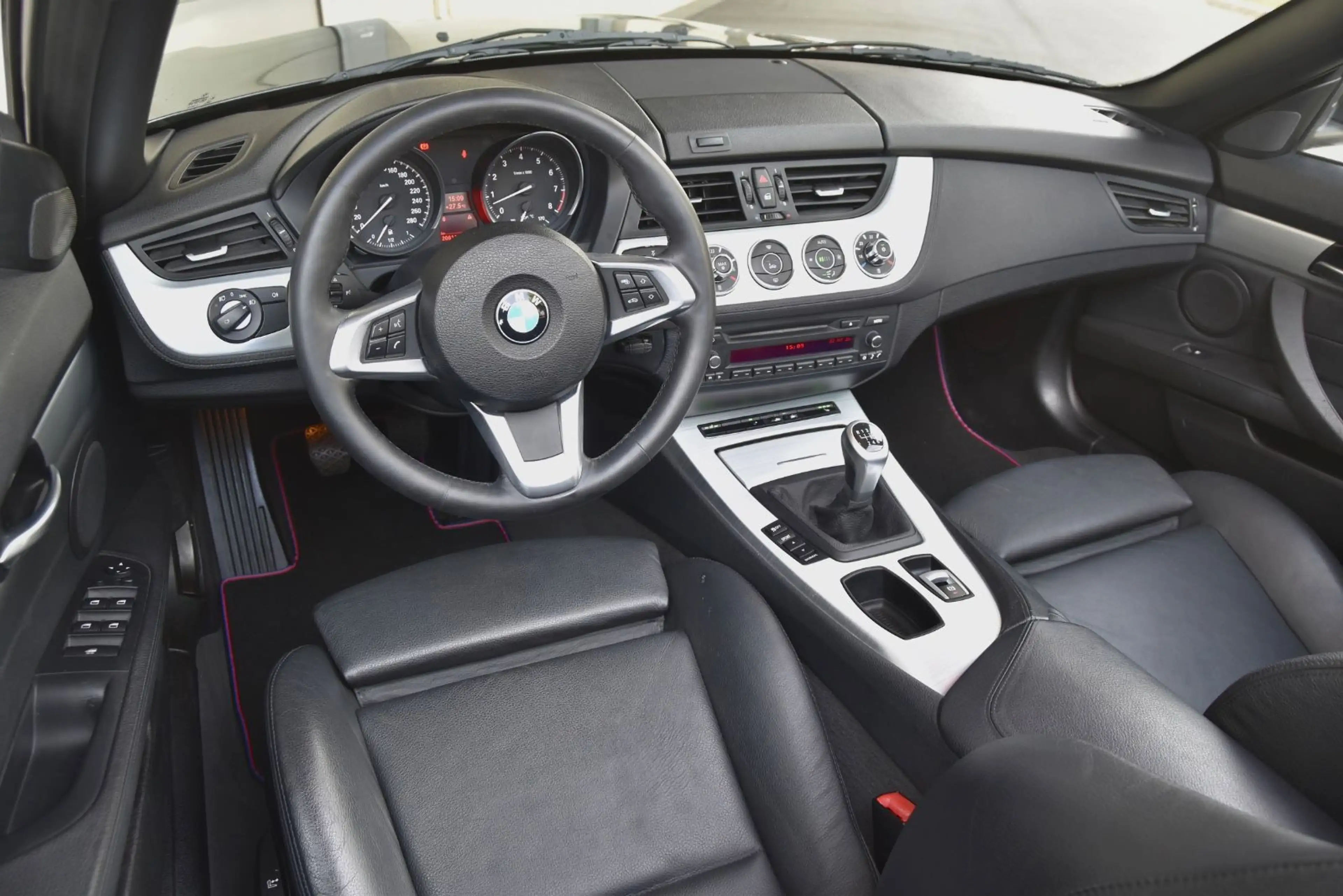 BMW Z4 Roadster sdrive 23 i — photo 13
