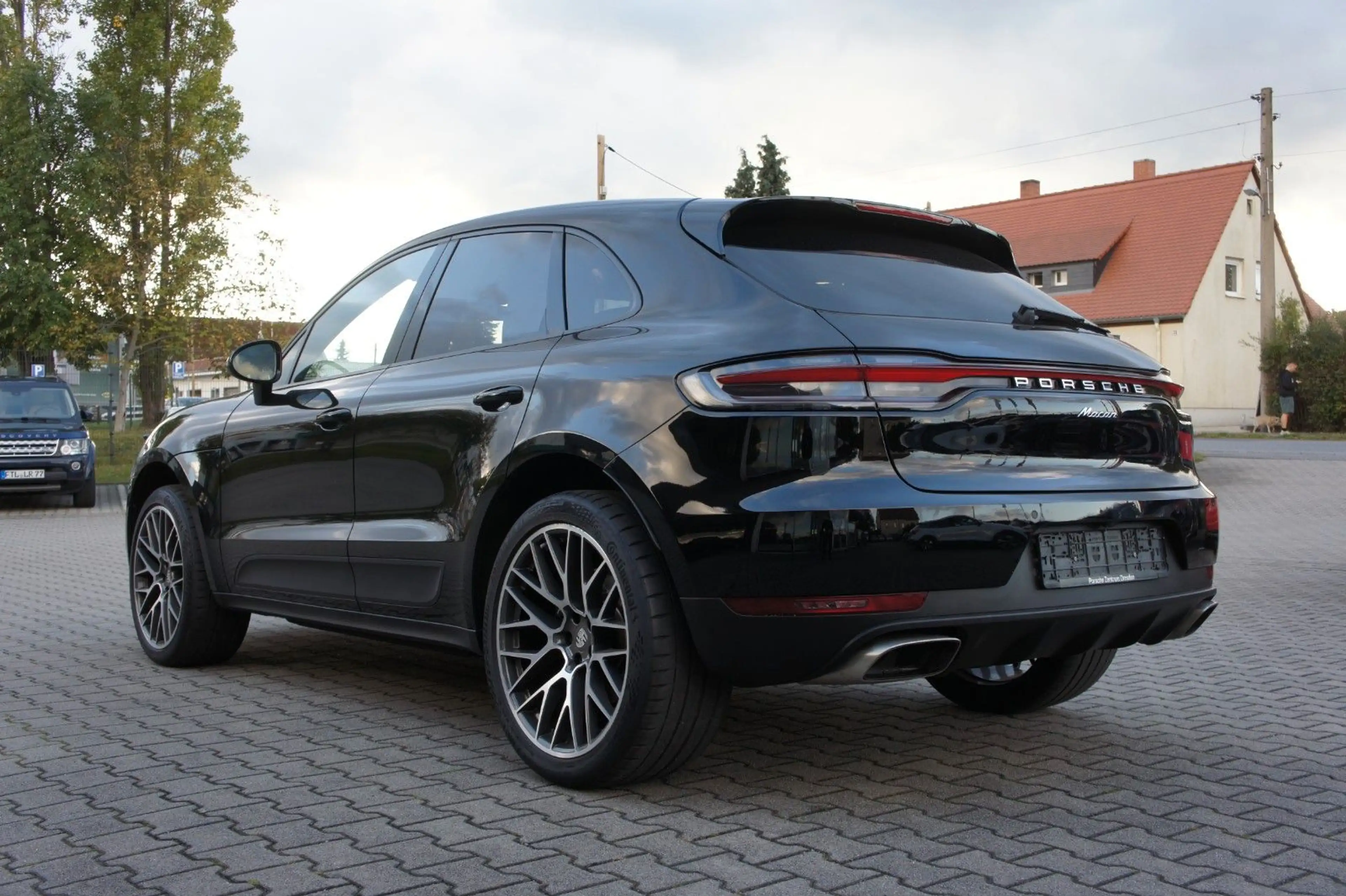 Porsche Macan 2.0 Basis *LED*PANO*KAMERA*21-ZOLL* — photo 6