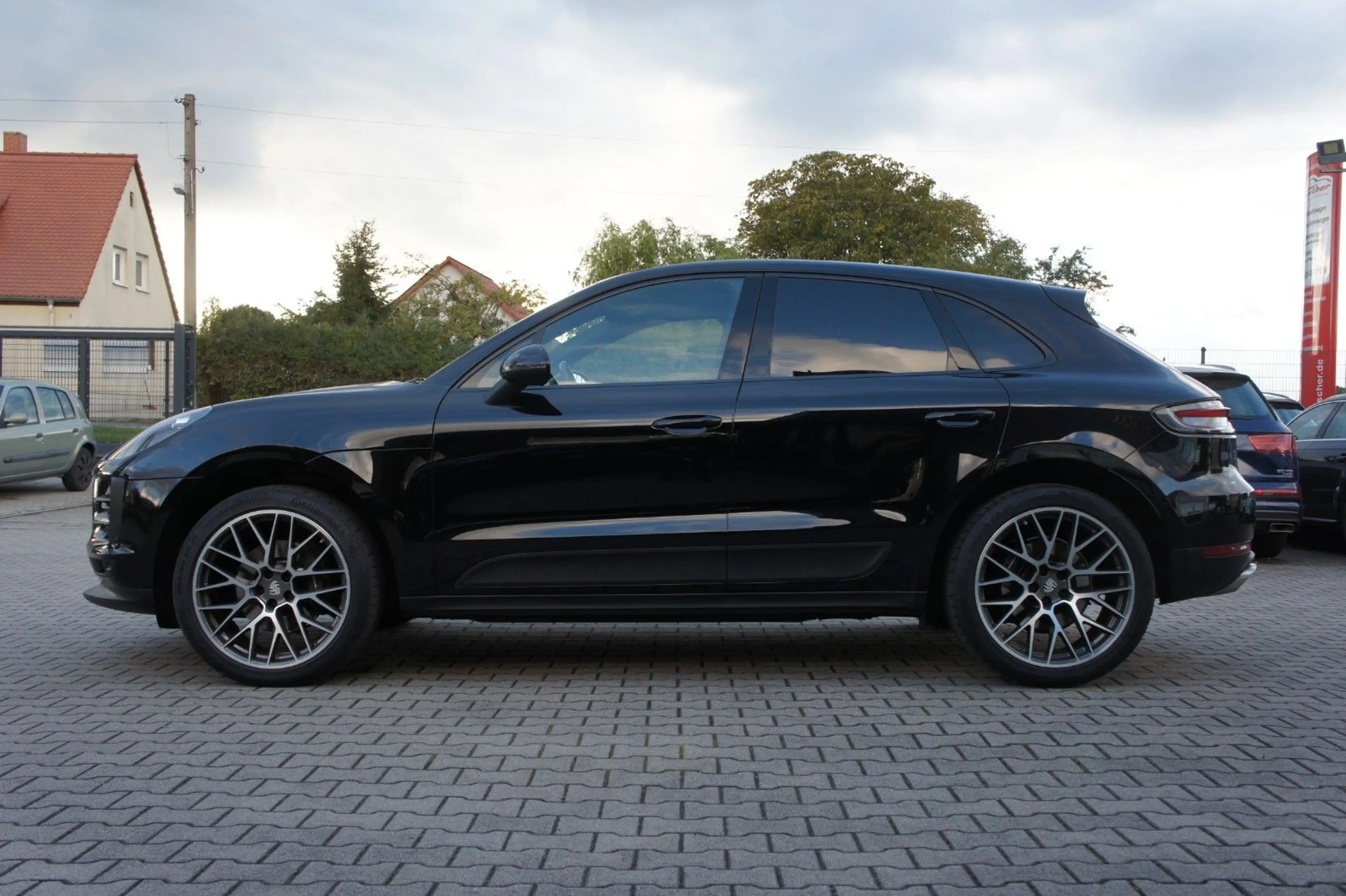 Porsche Macan 2.0 Basis *LED*PANO*KAMERA*21-ZOLL* — photo 5