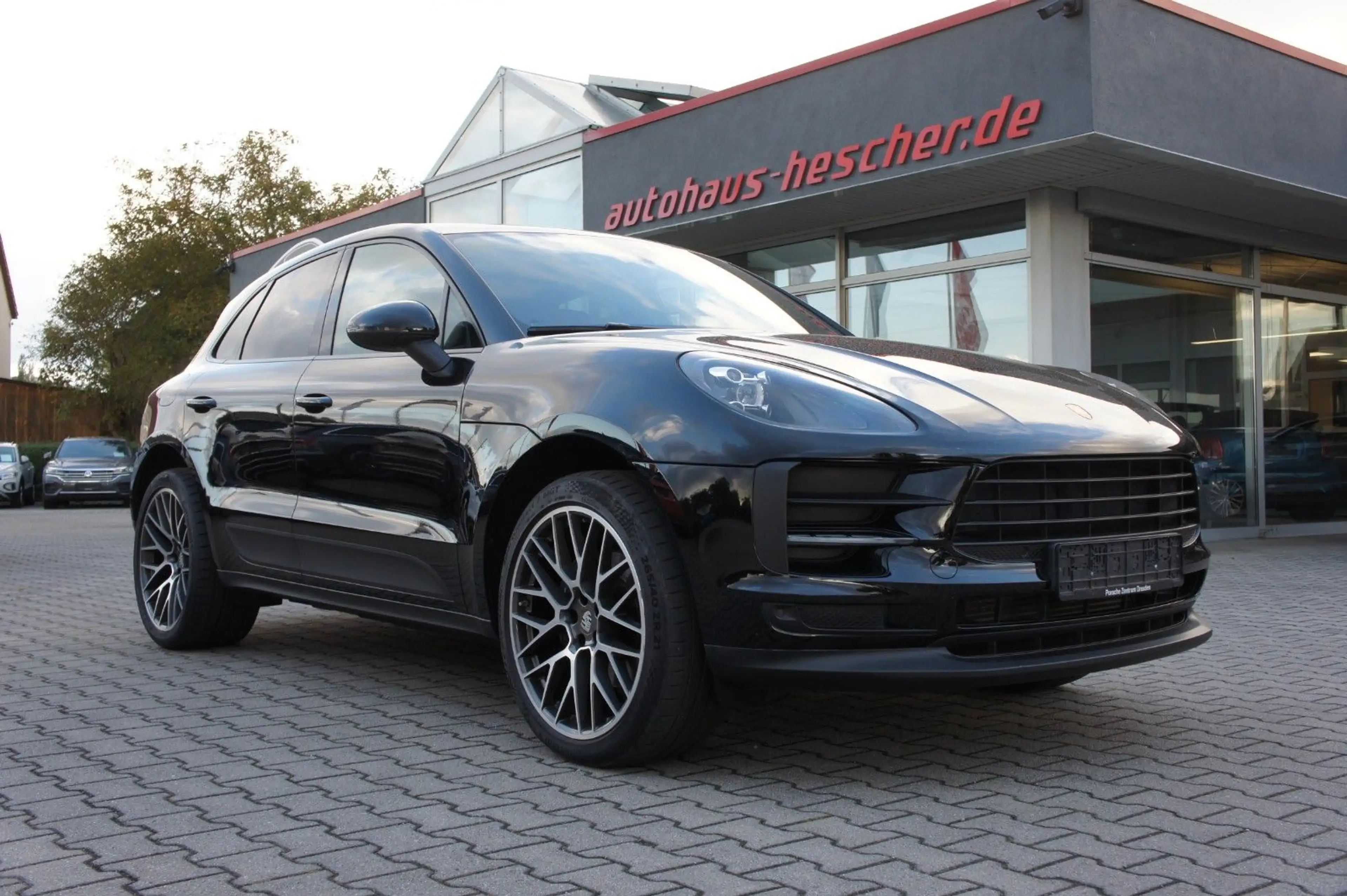 Porsche Macan 2.0 Basis *LED*PANO*KAMERA*21-ZOLL* — photo 2