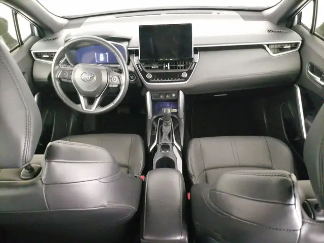 Toyota Corolla Cross view 9