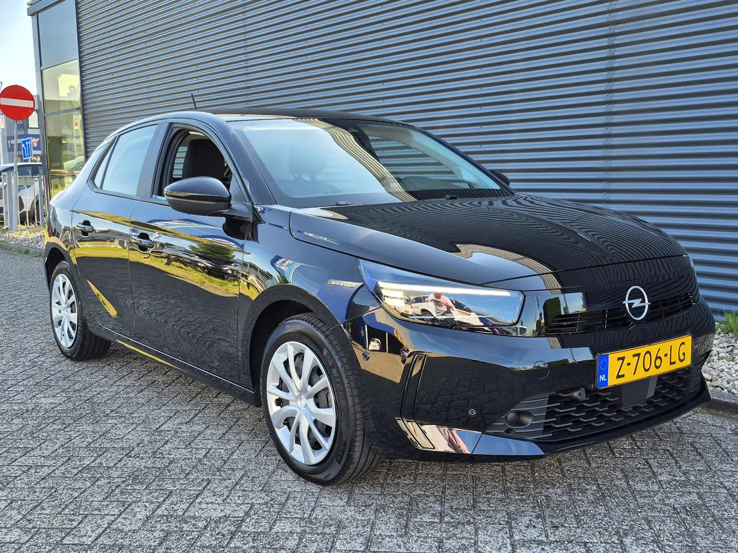 Opel Corsa 1.2 Turbo Edition 100 PK | Camera | Airco | Dode H Zwart - 2