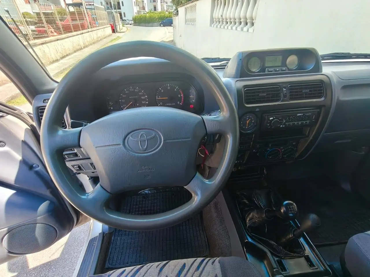 Toyota Land Cruiser bj73 3p 2.5 td4, foto 5