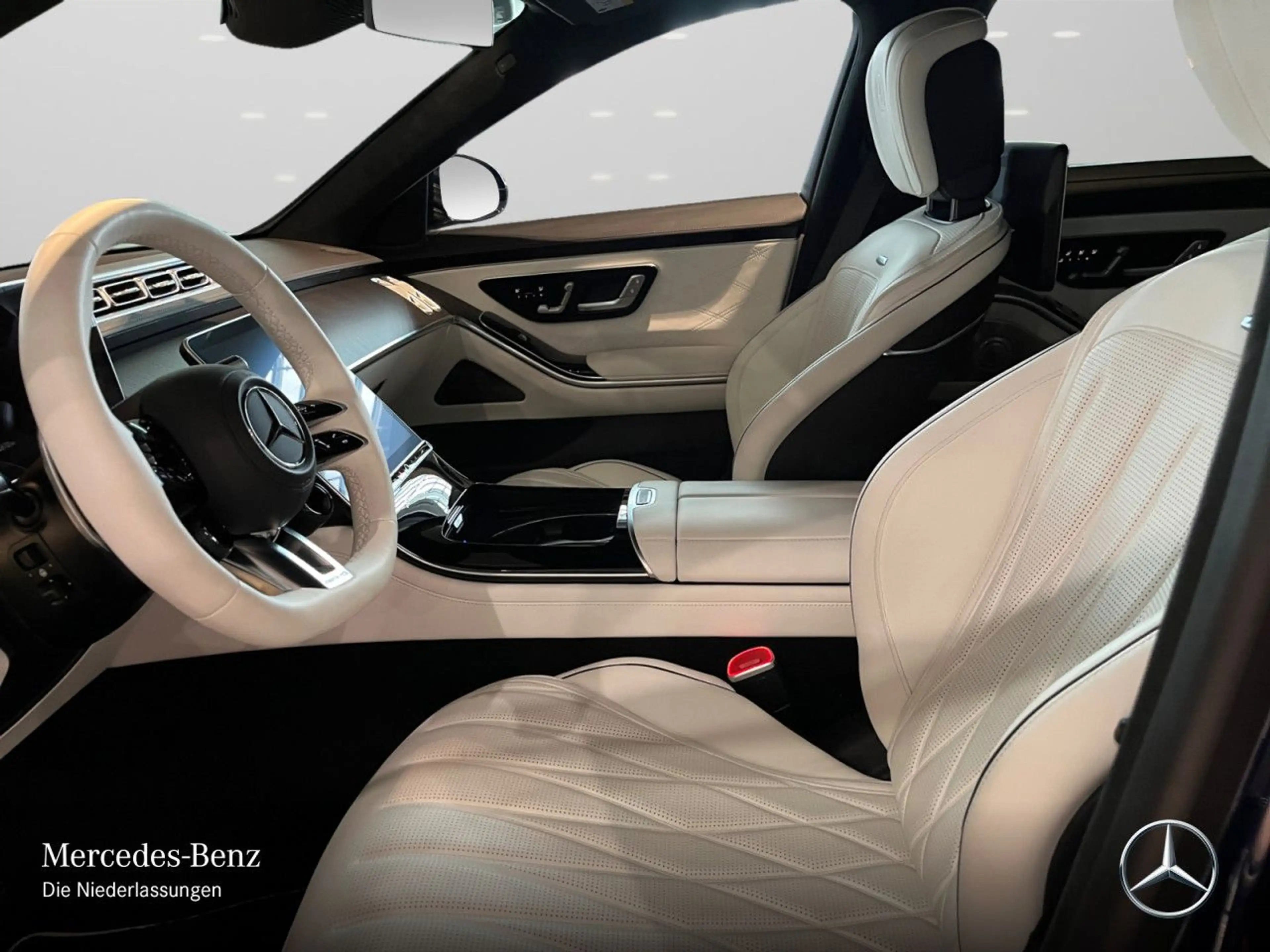 Mercedes-Benz S 63 AMG S 63 S E PANO+DIGITAL-L+BURMESTER3D+FAHRASS — photo 10